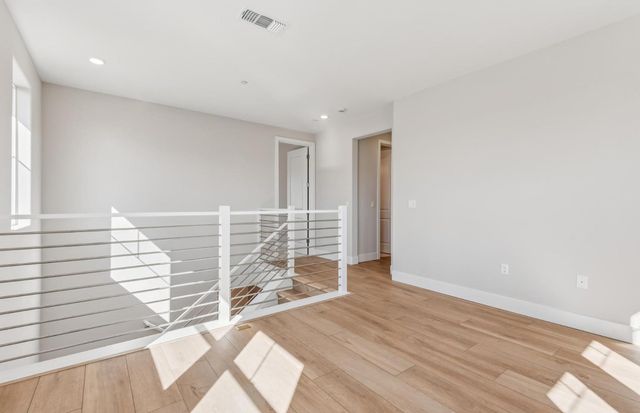 1390 Romey Dr, Lincoln, CA 95648