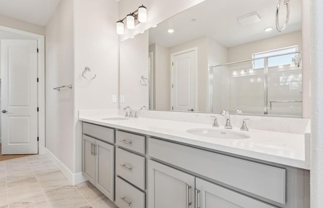 1390 Romey Dr, Lincoln, CA 95648