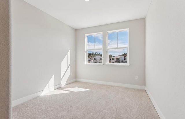 1390 Romey Dr, Lincoln, CA 95648