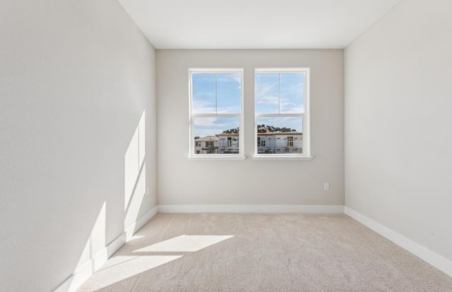 1390 Romey Dr, Lincoln, CA 95648