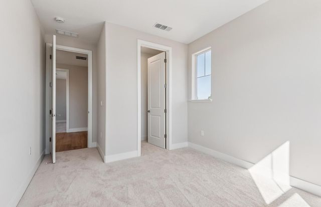 1390 Romey Dr, Lincoln, CA 95648