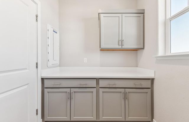 1390 Romey Dr, Lincoln, CA 95648