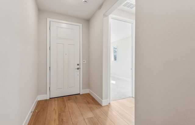 1390 Romey Dr, Lincoln, CA 95648