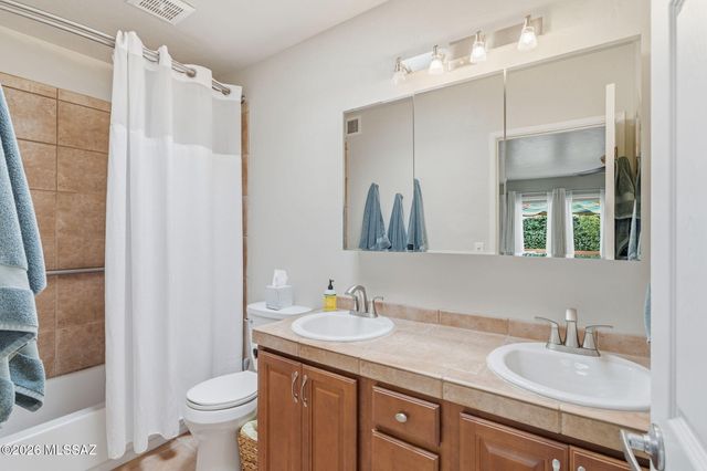 6255 N Camino Pimeria Alta Apt 15, Tucson, AZ 85718