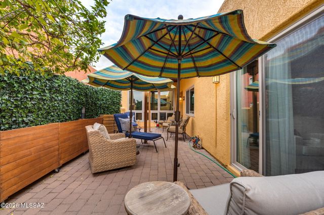 6255 N Camino Pimeria Alta Apt 15, Tucson, AZ 85718
