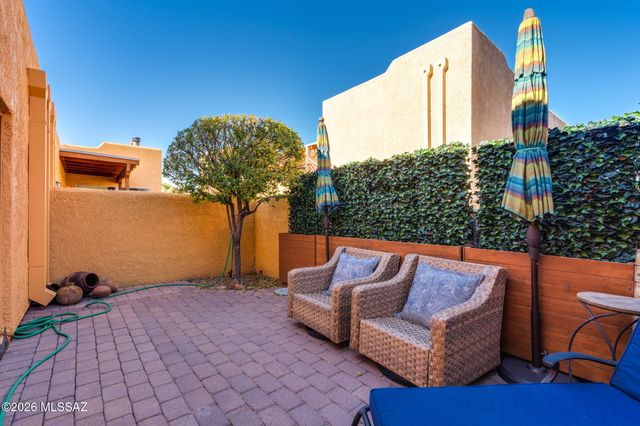 6255 N Camino Pimeria Alta Apt 15, Tucson, AZ 85718