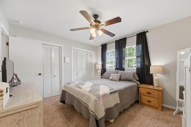 6521 E Farmview, Wichita, KS 67206