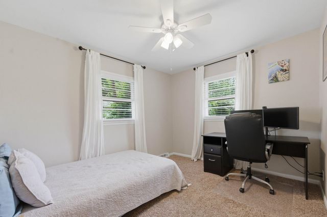 6521 E Farmview, Wichita, KS 67206