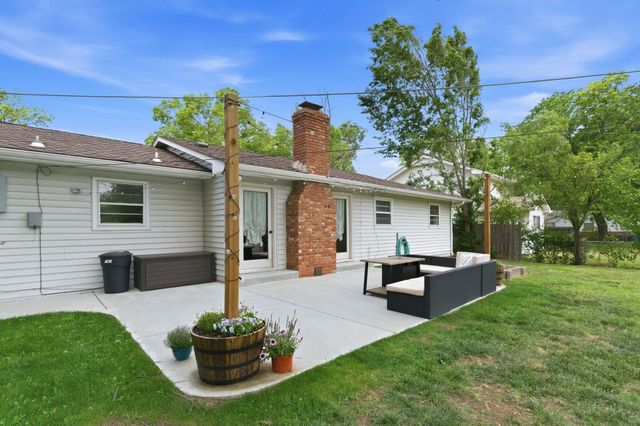 6521 E Farmview, Wichita, KS 67206