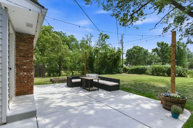 6521 E Farmview, Wichita, KS 67206