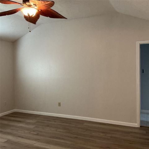 12511 Ravens Mate Drive, Cypress, TX 77429