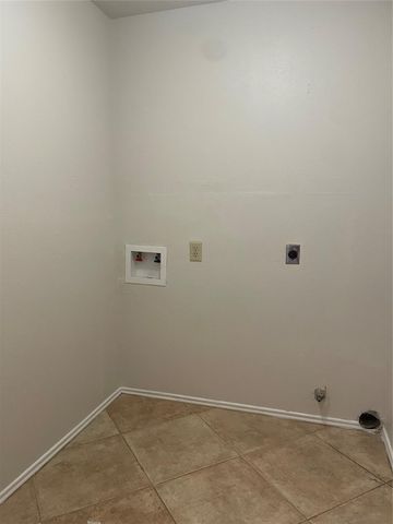 12511 Ravens Mate Drive, Cypress, TX 77429