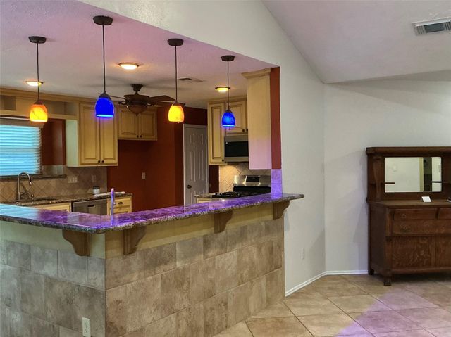 12511 Ravens Mate Drive, Cypress, TX 77429