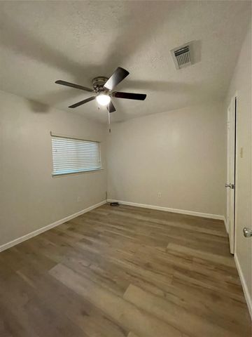 12511 Ravens Mate Drive, Cypress, TX 77429