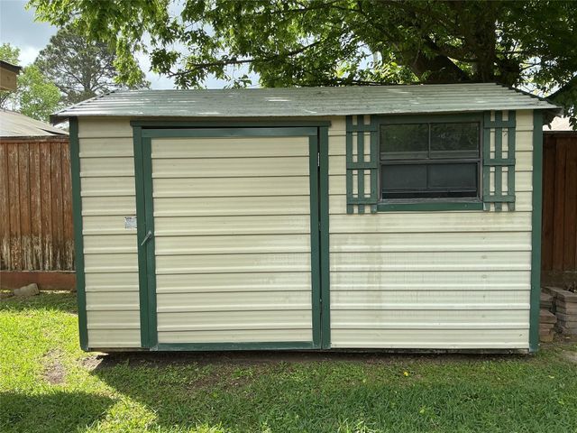 12511 Ravens Mate Drive, Cypress, TX 77429