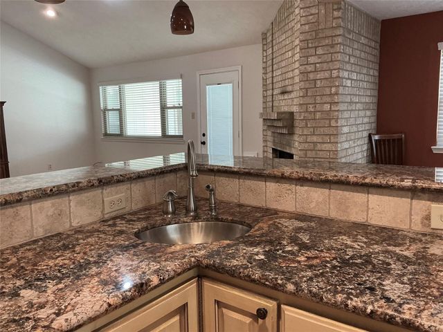 12511 Ravens Mate Drive, Cypress, TX 77429