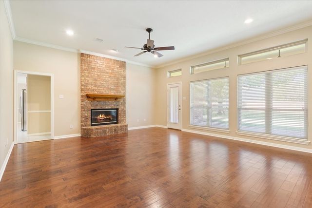 609 Wheatland Drive, Waco, TX 76657