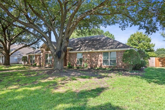 609 Wheatland Drive, Waco, TX 76657