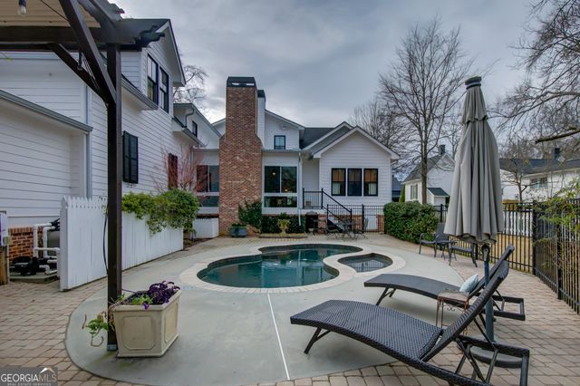 38 Couch Street, Senoia, GA 30276