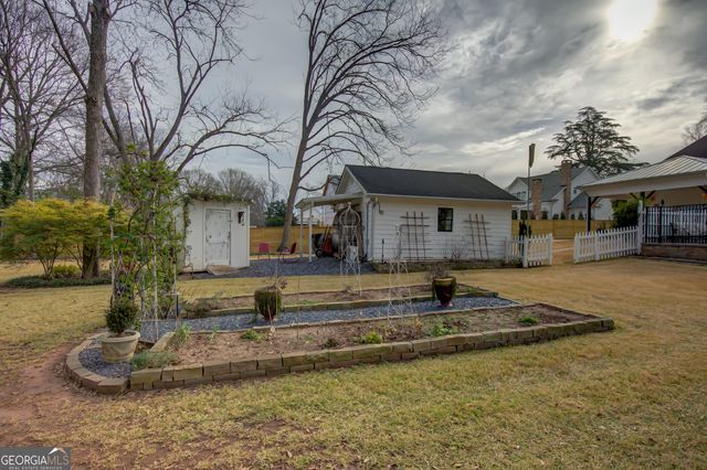 38 Couch Street, Senoia, GA 30276