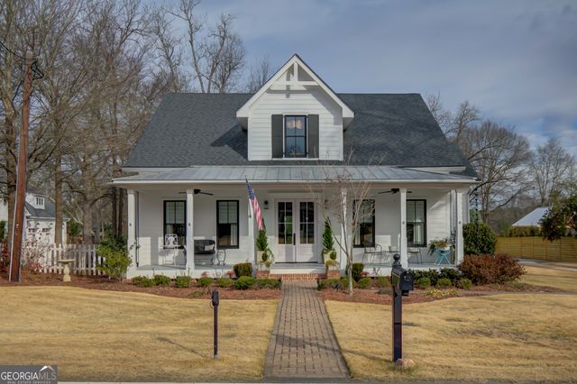 38 Couch Street, Senoia, GA 30276
