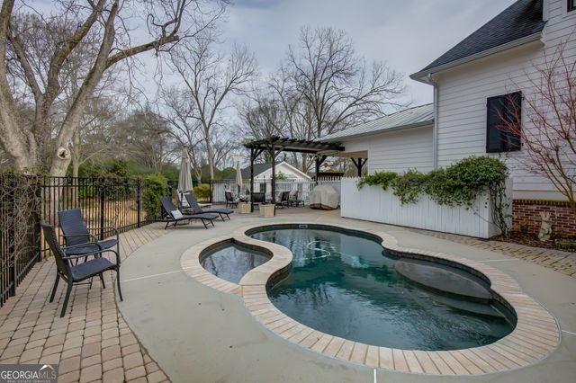 38 Couch Street, Senoia, GA 30276