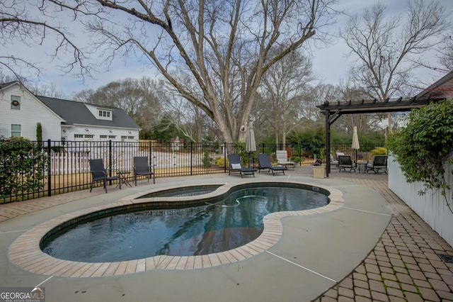 38 Couch Street, Senoia, GA 30276