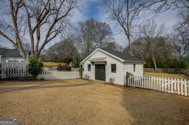 38 Couch Street, Senoia, GA 30276