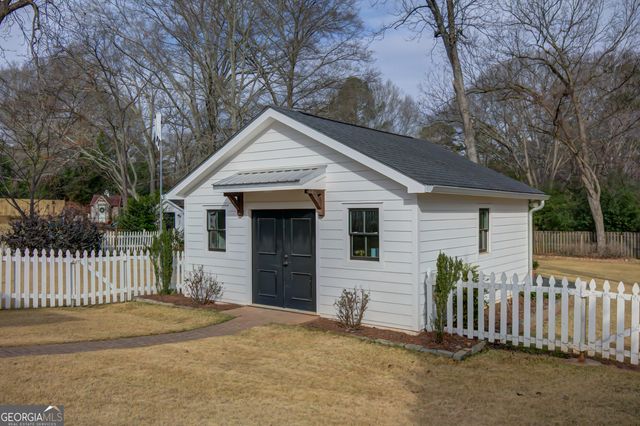 38 Couch Street, Senoia, GA 30276