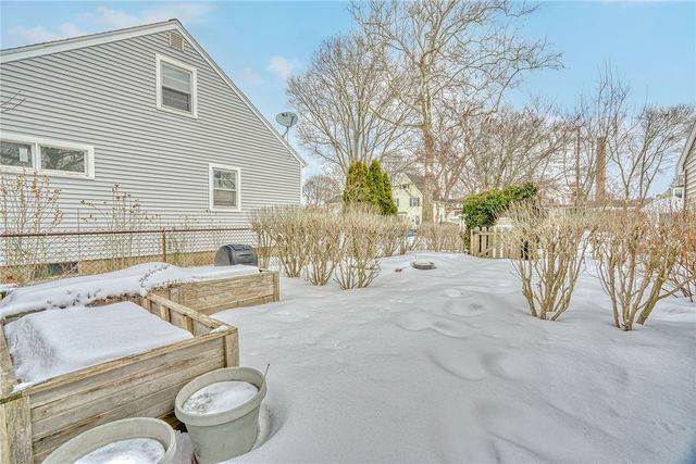 118 Maiden Lane, Greece, NY 14616