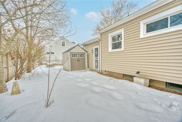 118 Maiden Lane, Greece, NY 14616