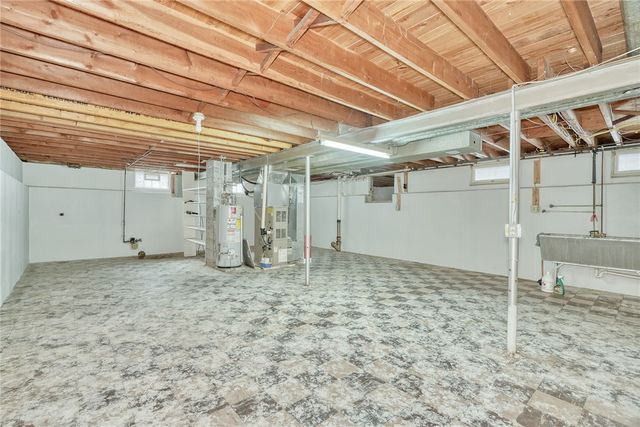 118 Maiden Lane, Greece, NY 14616