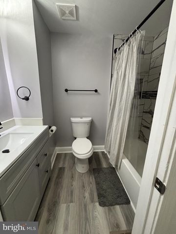 3026 E MONUMENT ST, Baltimore, MD 21205