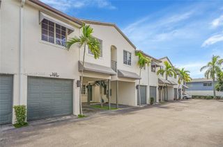 140 SE 7th Way, Pompano Beach, FL 33060