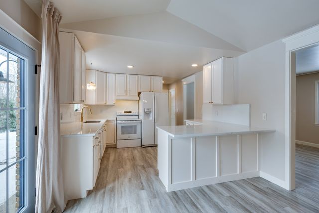 204 Morris Dr, Greenbrier, TN 37073