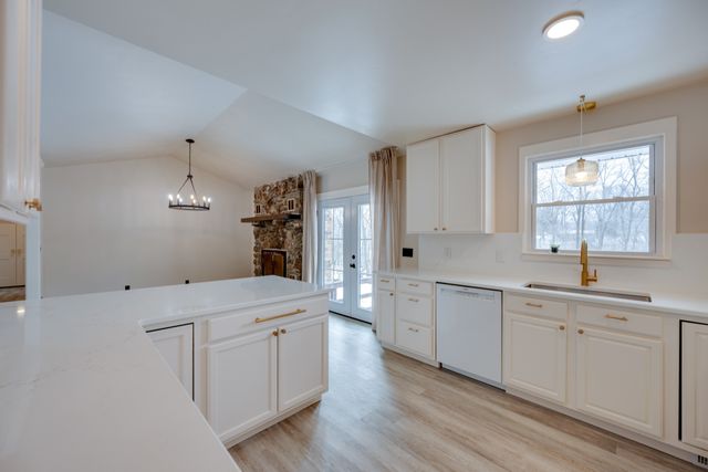 204 Morris Dr, Greenbrier, TN 37073