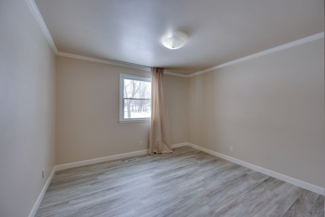 204 Morris Dr, Greenbrier, TN 37073