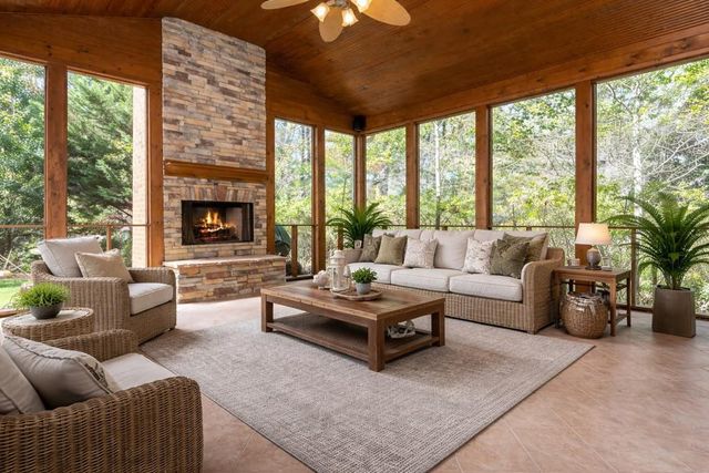 5550 Errol Pl, Atlanta, GA 30327