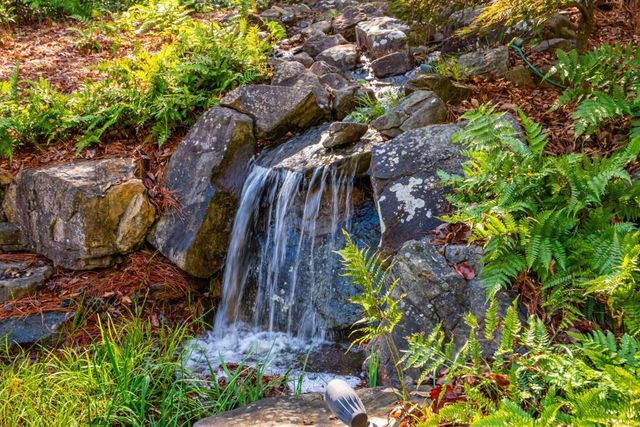 5550 Errol Pl, Atlanta, GA 30327