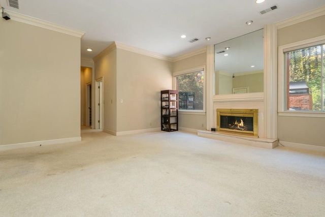 5550 Errol Pl, Atlanta, GA 30327