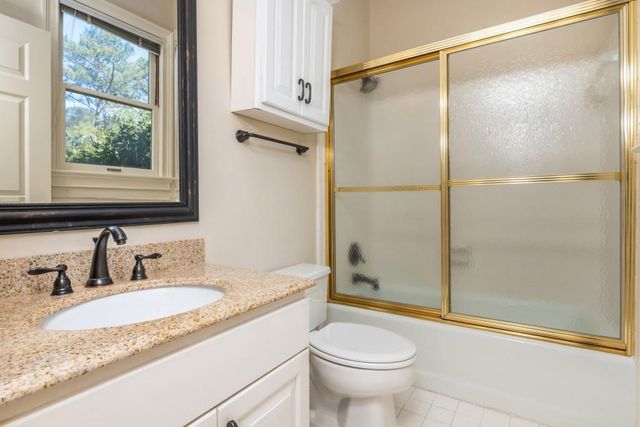 5550 Errol Pl, Atlanta, GA 30327