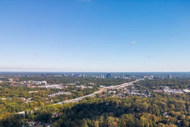 5550 Errol Pl, Atlanta, GA 30327