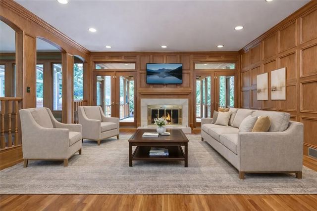 5550 Errol Pl, Atlanta, GA 30327