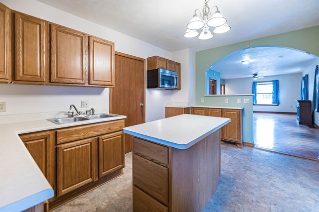 315 PARADE Street, Erie, PA 16507