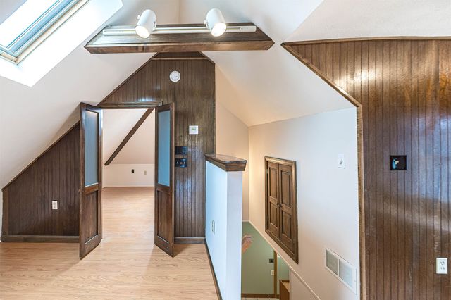 315 PARADE Street, Erie, PA 16507