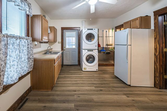 315 PARADE Street, Erie, PA 16507