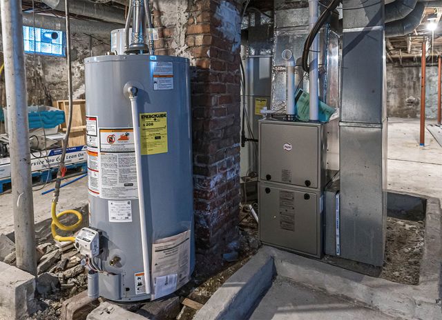 315 PARADE Street, Erie, PA 16507