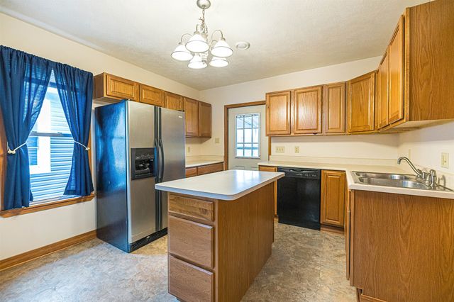 315 PARADE Street, Erie, PA 16507