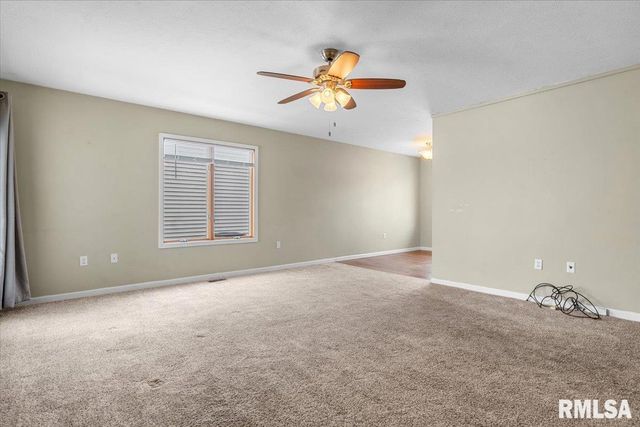 4421 Venetian Drive, Springfield, IL 62703