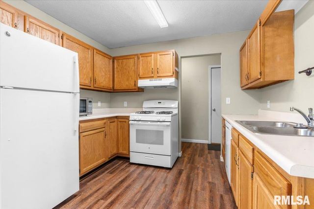 4421 Venetian Drive, Springfield, IL 62703